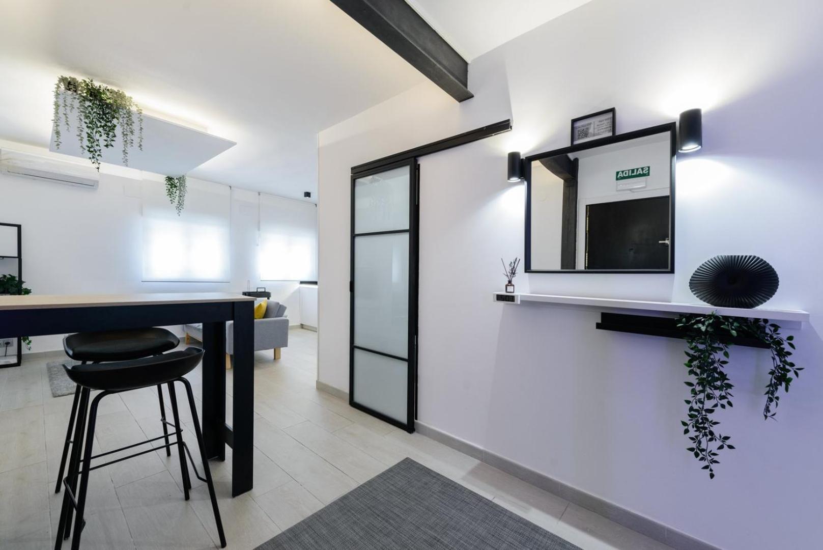 Guestready - Lovely Escapade In Madrid Exteriör bild