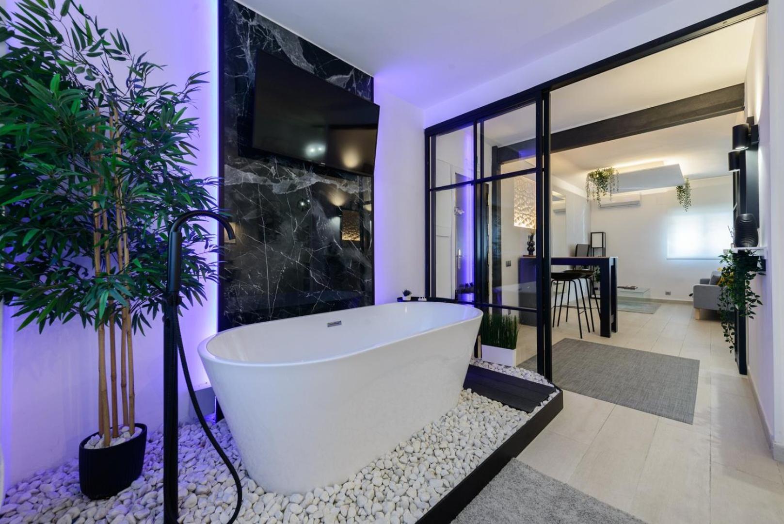 Guestready - Lovely Escapade In Madrid Exteriör bild